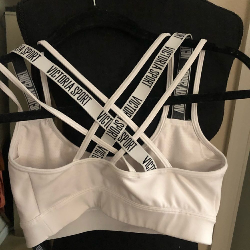 Victoria Sport sports bra - Picture 2 of 5